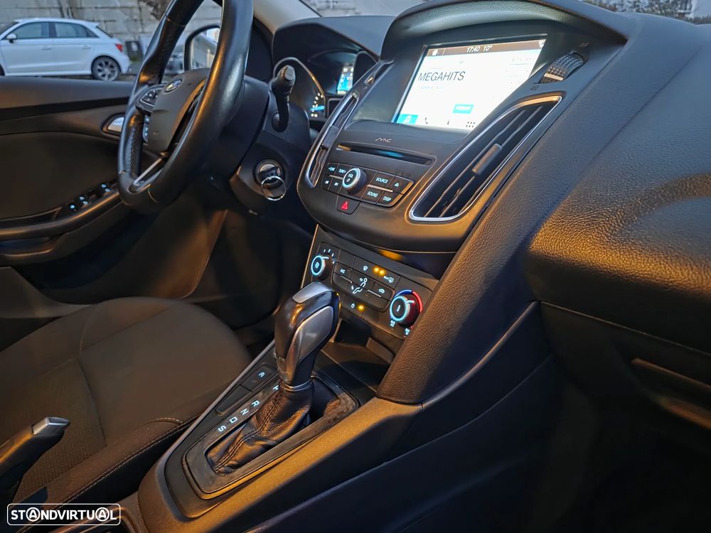 Ford Focus 1.5 EcoBlue S&S Aut. ACTIVE STYLE - 16