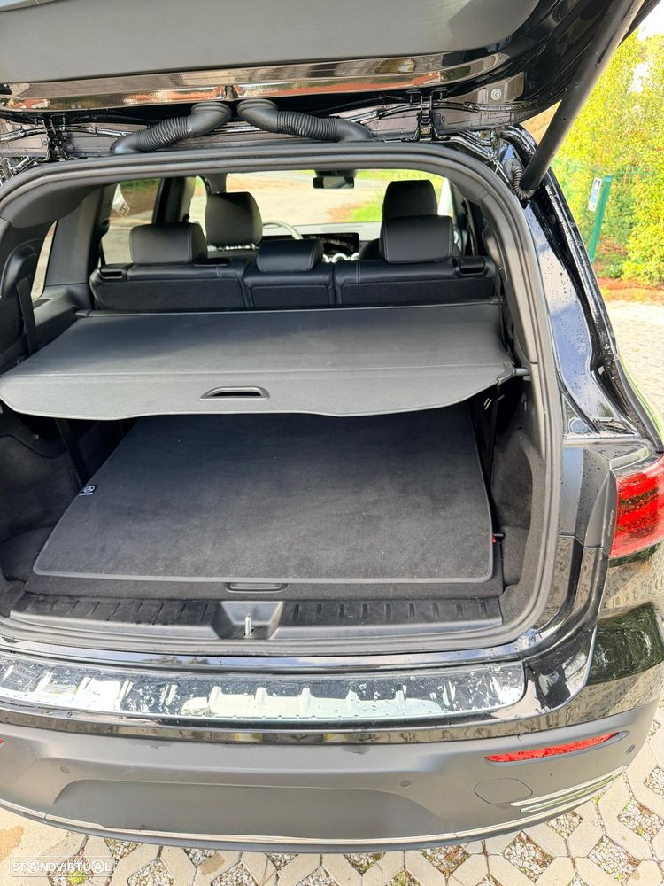 Mercedes-Benz EQB - 13