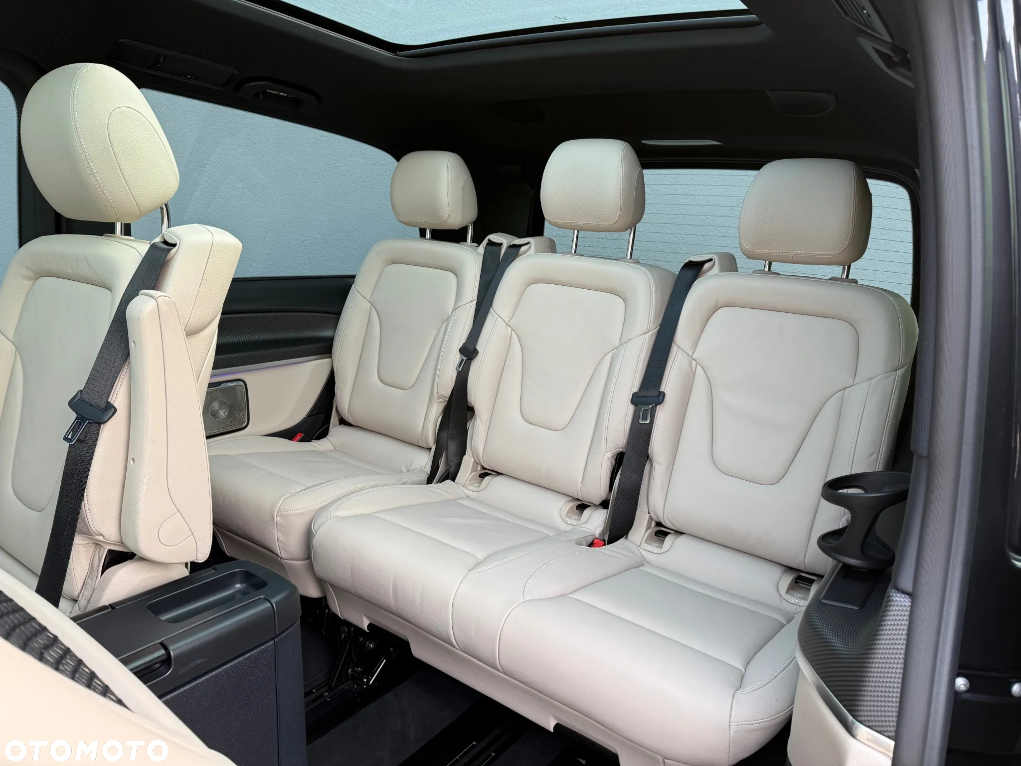 Mercedes-Benz Klasa V 300 d 4-Matic Avantgarde 9G-Tronic (d³ugi) - 11