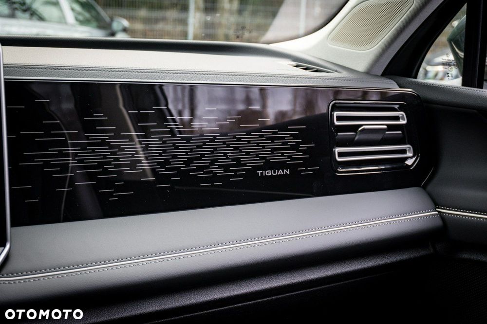 Volkswagen Tiguan - 22