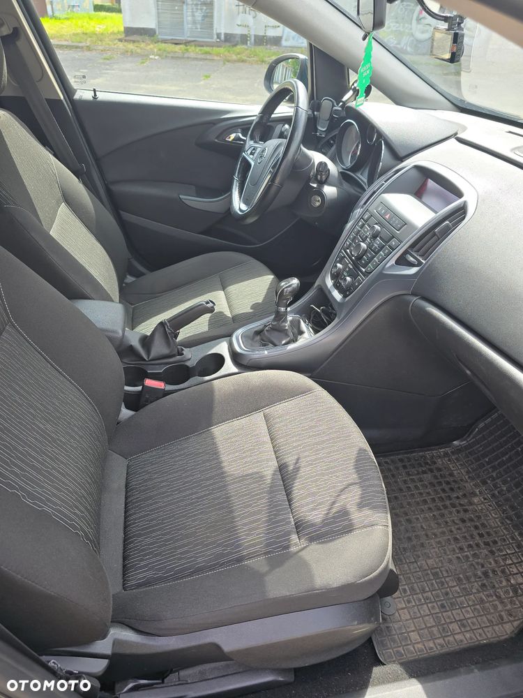 Opel Astra 1.4 T Enjoy EU6 - 17