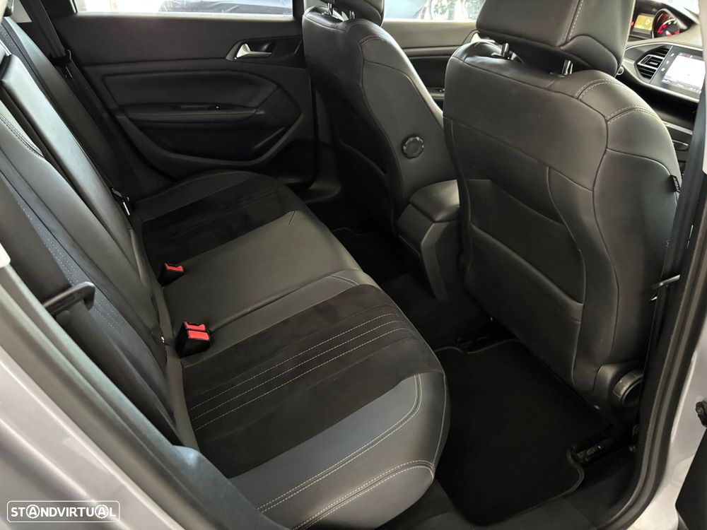 Peugeot 308 SW 1.5 BlueHDi Allure EAT6 - 11