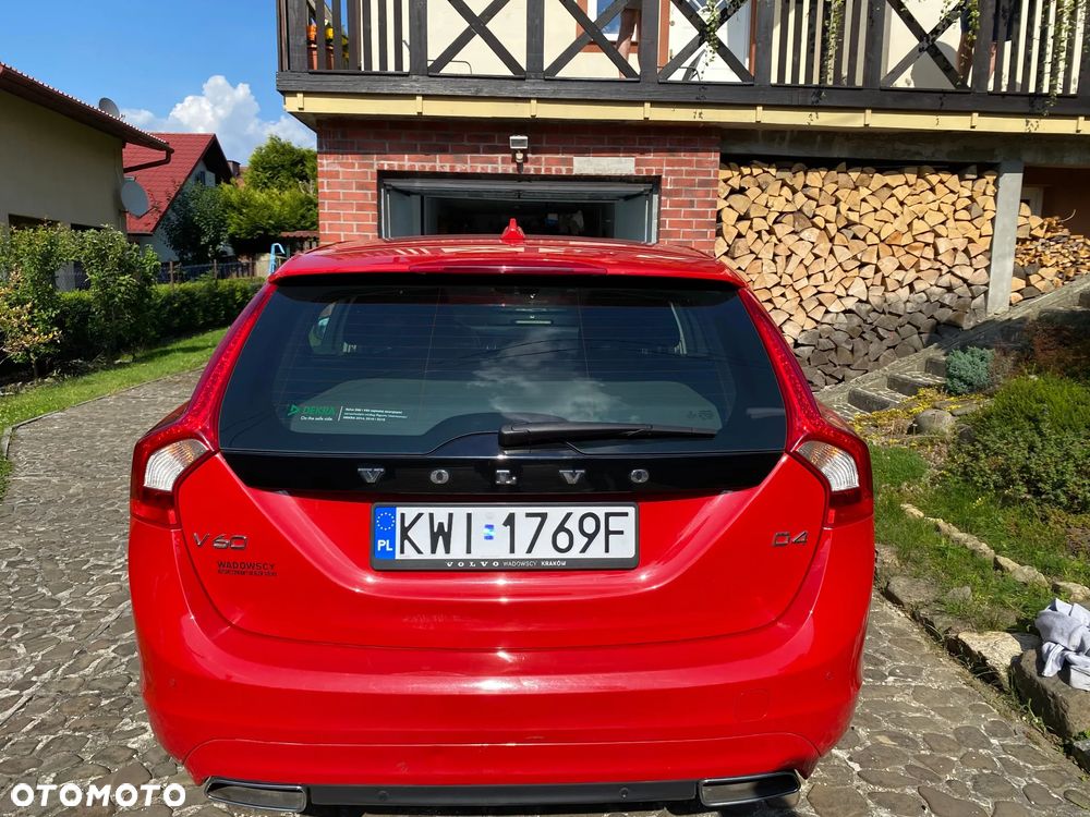 Volvo V60 D4 Drive-E Kinetic - 19