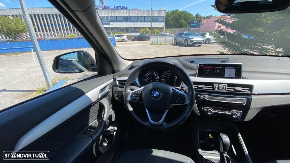 BMW X1 25 e xDrive Corporate Edition - 29