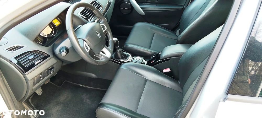 Renault Megane 1.4 16V TCE Bose Edition - 12