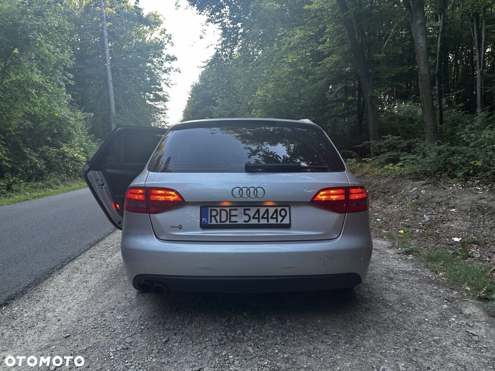 Audi A4 Avant - 5