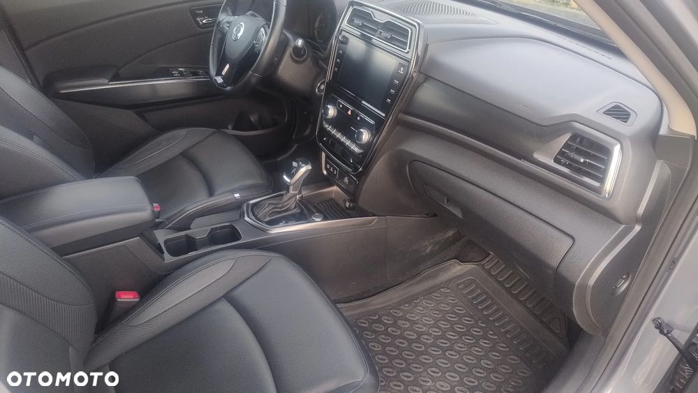 SsangYong/KGM Tivoli 1.5 T-GDI 4WD Automatik Onyx - 32