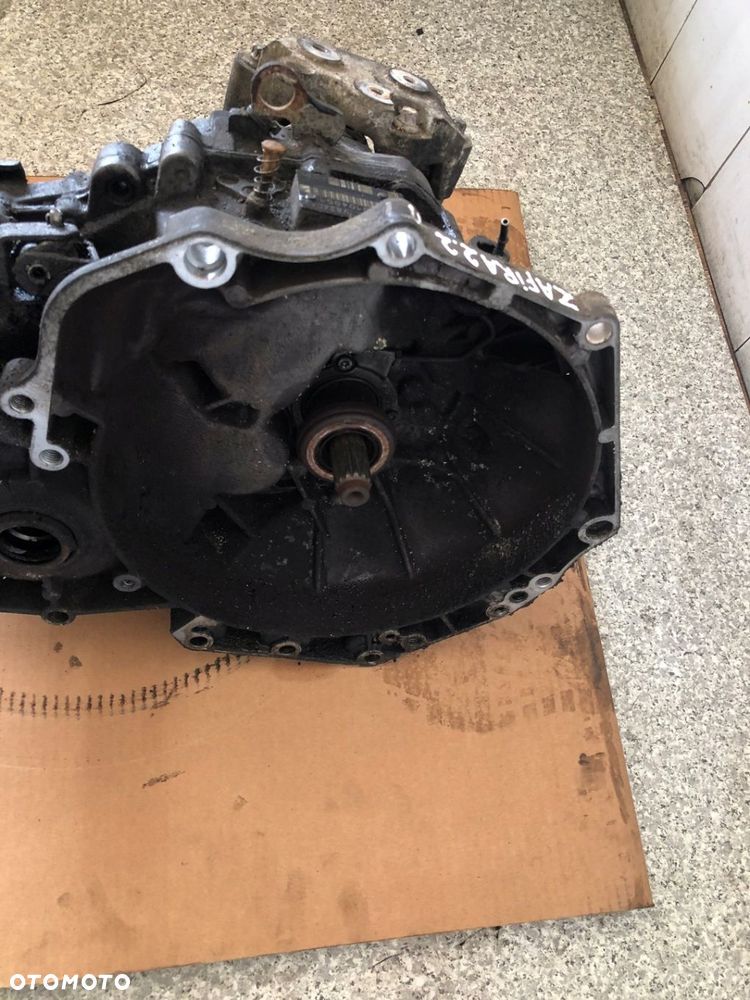 SKRZYNIA BIEGÓW OPEL ZAFIRA A 2.2 DTI 13104951 - 1