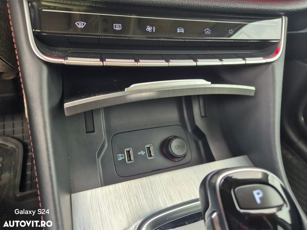 MG EHS ver-1-5t--gdi-phev-luxury - 27