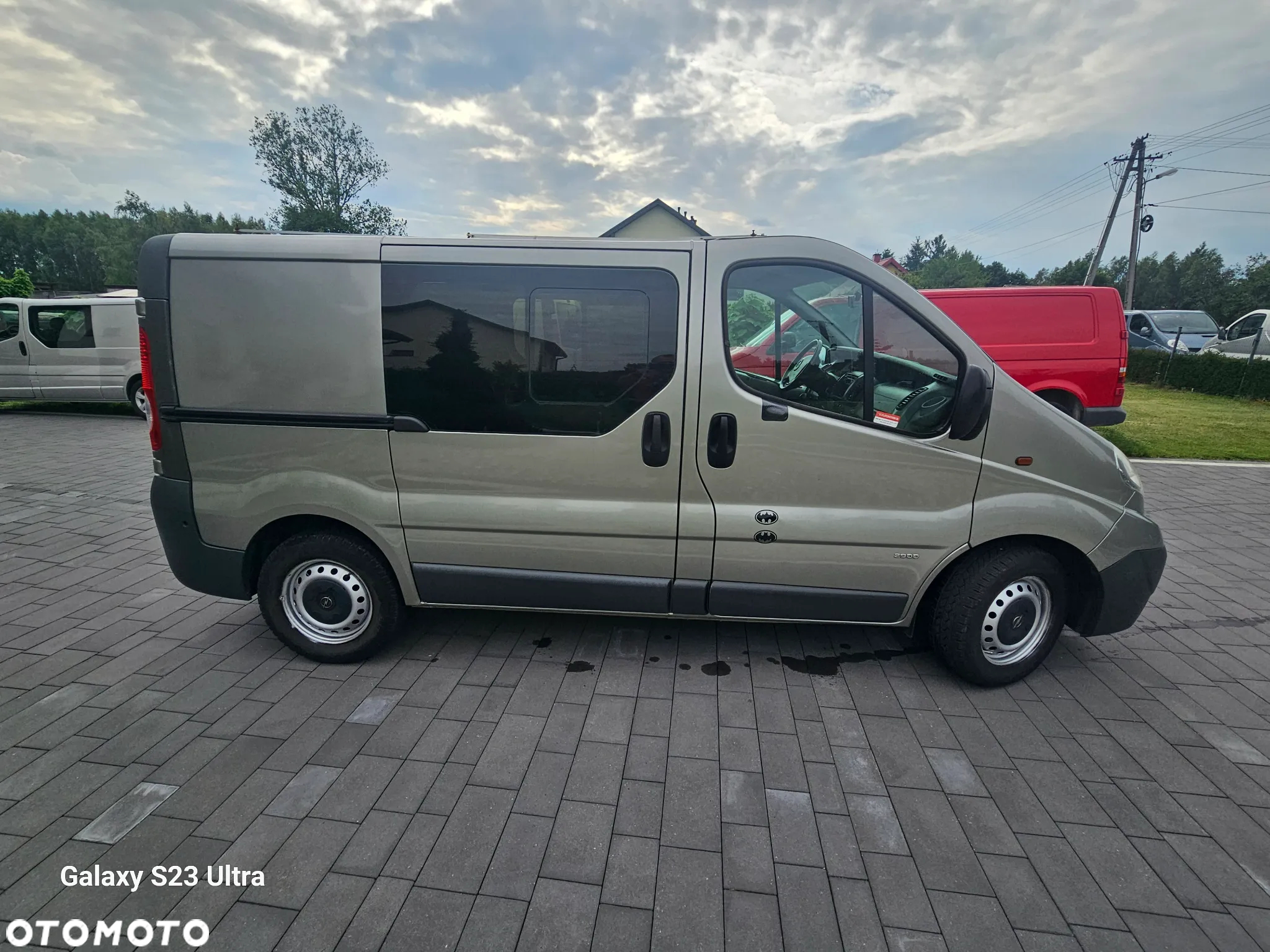 Opel Vivaro - 14