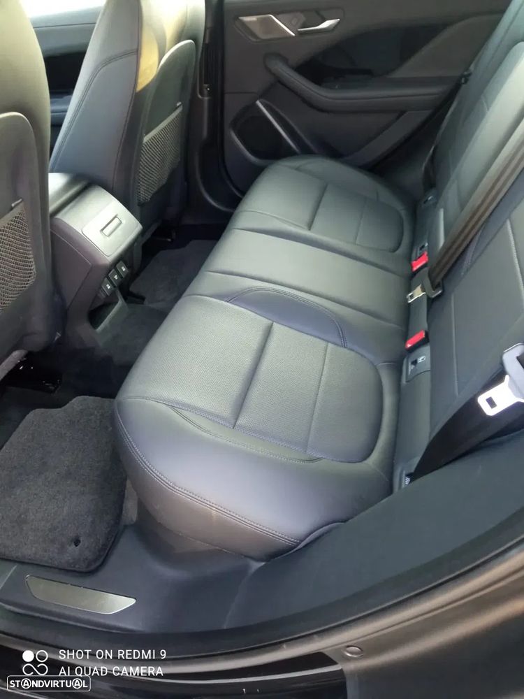 Jaguar I-Pace EV400 AWD S - 8