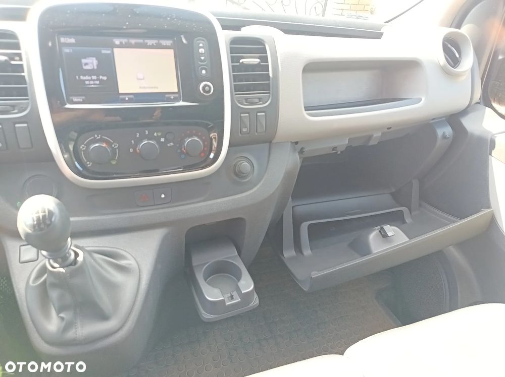 Renault trafic - 23