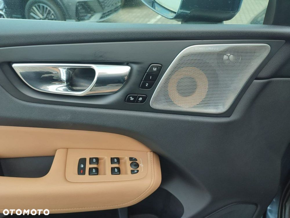 Volvo XC 60 T5 AWD Inscription - 35