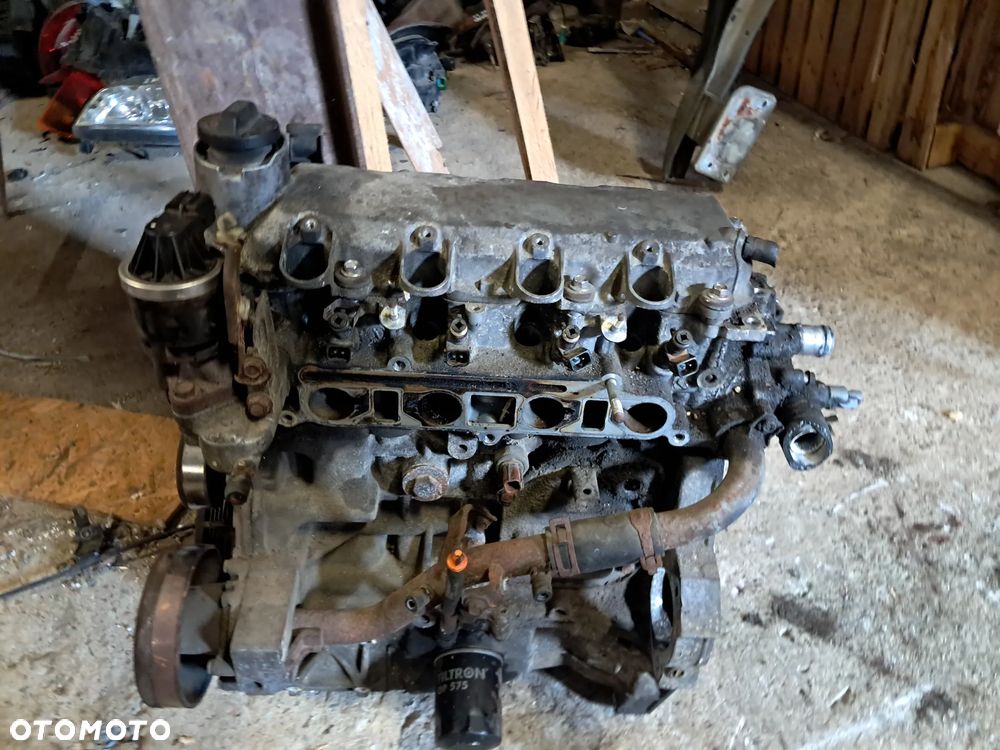 Honda City 1.5 Benzyna Silnik słupek - 2