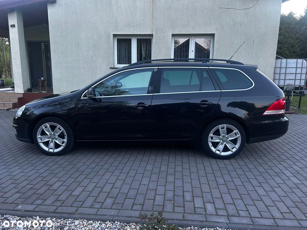 Volkswagen Golf - 8