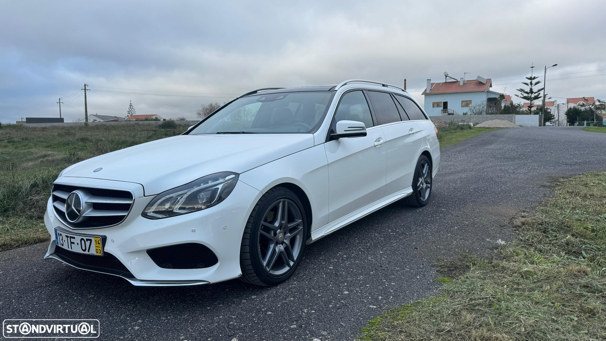 Mercedes-Benz E 300 Bluetec Hybrid Avantgarde - 3