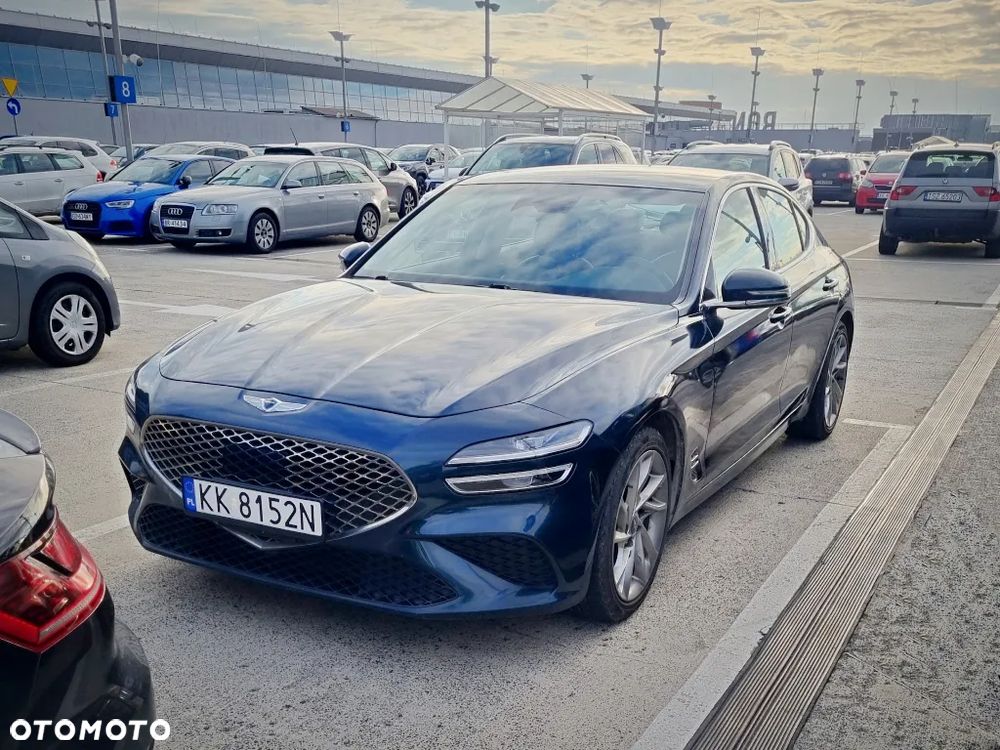 Genesis G70 Shooting Brake 2.0T RWD 8AT Premium - 1