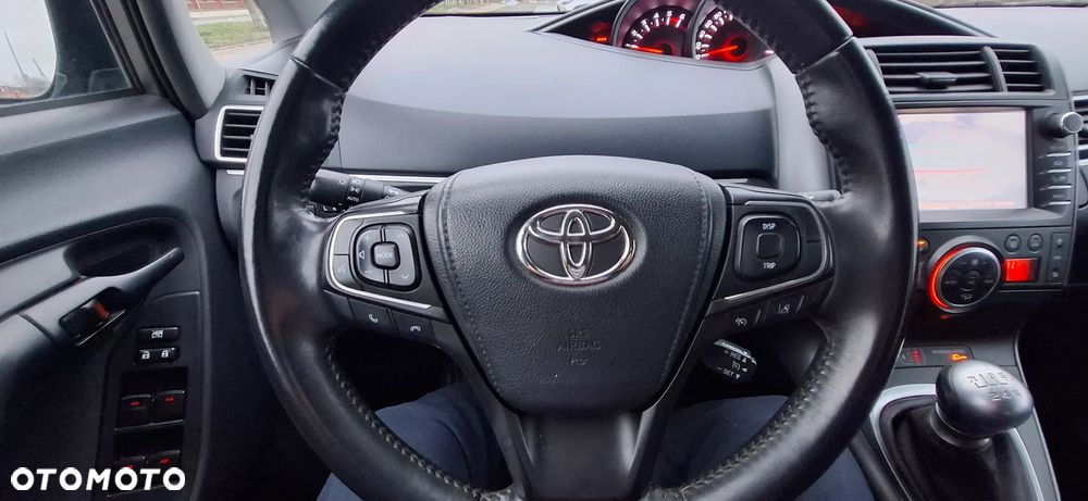 Toyota Verso 1.6 D-4D 5-Sitzer Start/Stop Comfort - 11