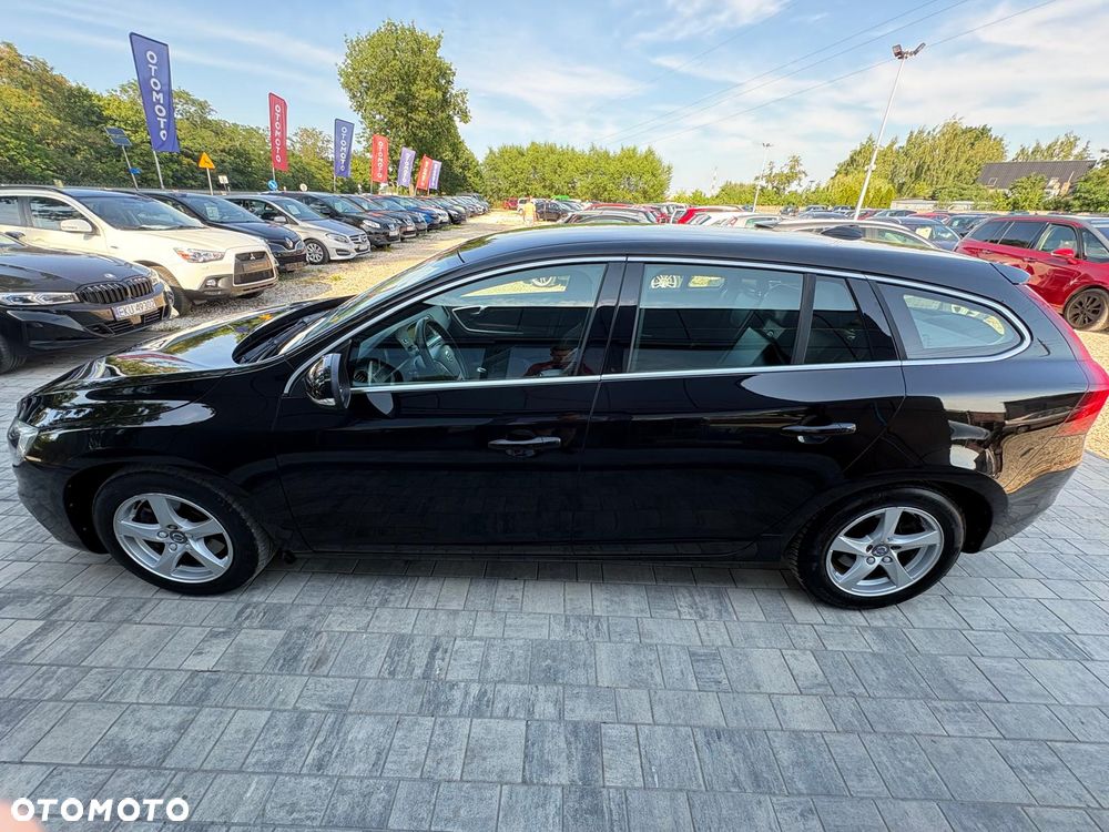 Volvo V60 D2 Drive-E R-Design Momentum - 6