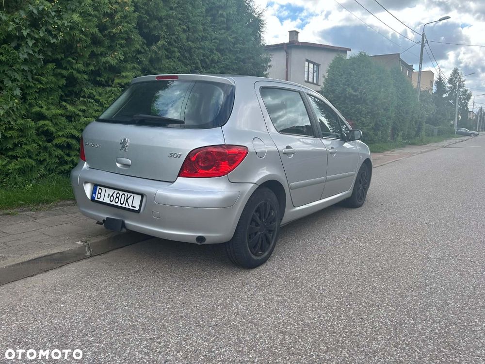 Peugeot 307 - 3