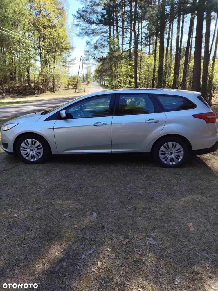 Ford Focus 1.6 TDCi Edition - 4