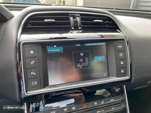 Jaguar XE 2.0 D R-Sport Aut. - 24