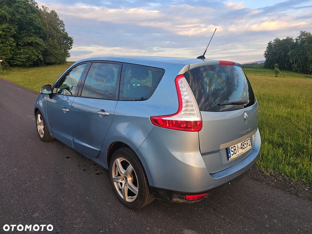 Renault Scenic - 6