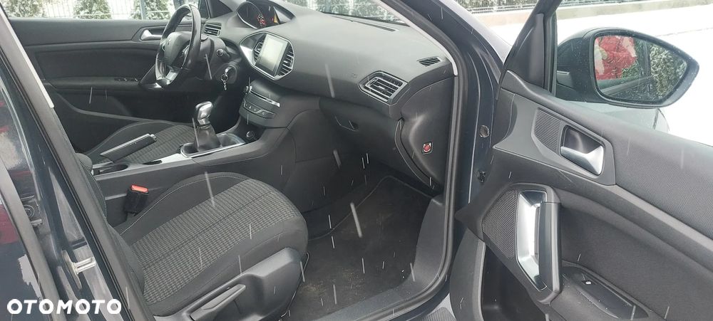 Peugeot 308 1.6 HDi Active - 19