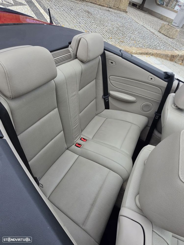 BMW 120 d Cabrio - 12