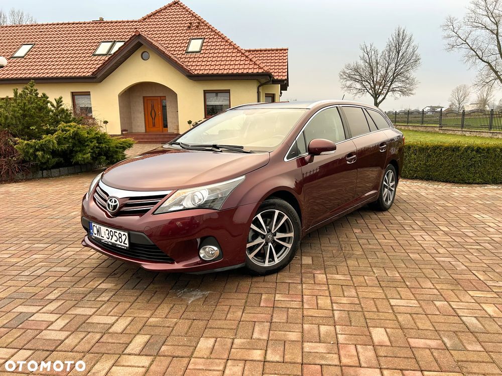 Toyota Avensis 1.8 Sol NAVI - 1
