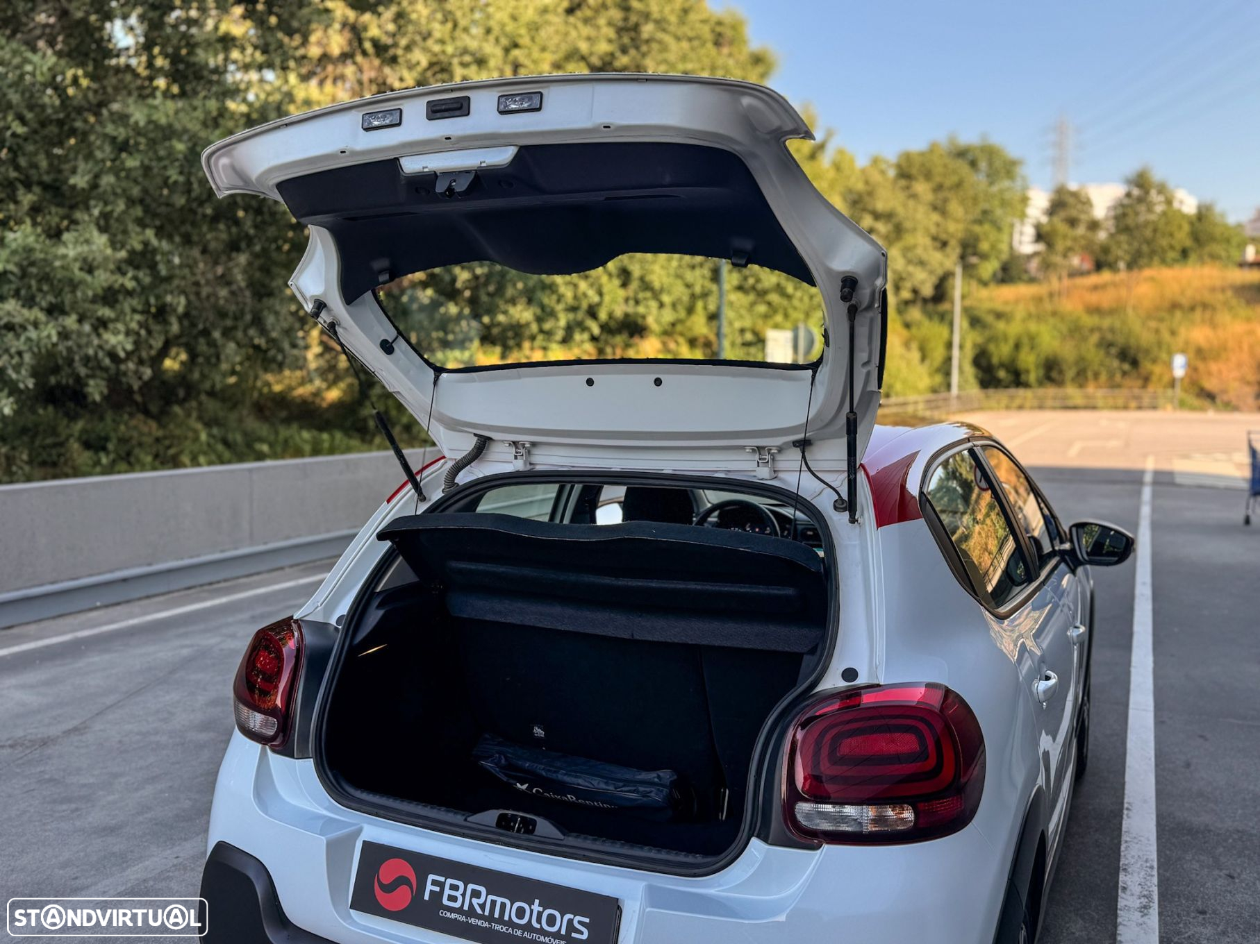 Citroën C3 1.2 PureTech Shine - 43