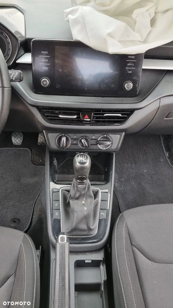 Skoda Fabia 1.0 TSI Active - 35