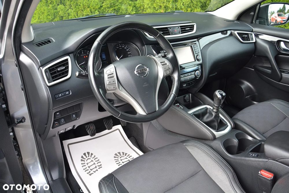 Nissan Qashqai 1.6 DIG-T Tekna - 10