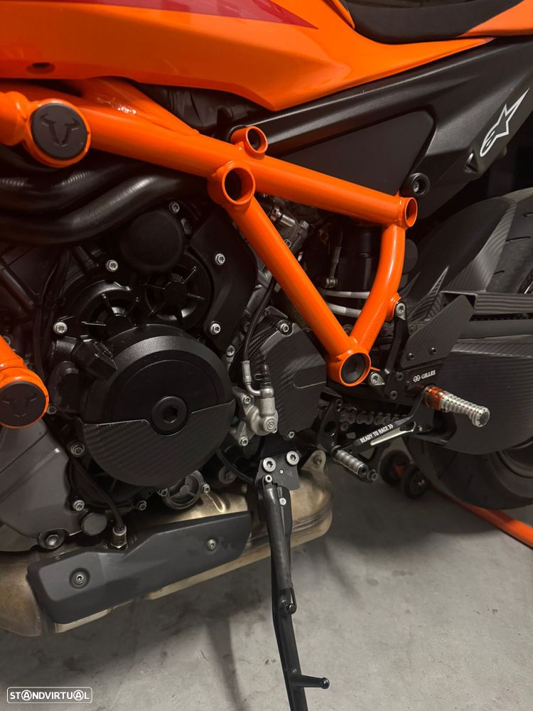 KTM 1390 Super Duke R - 4