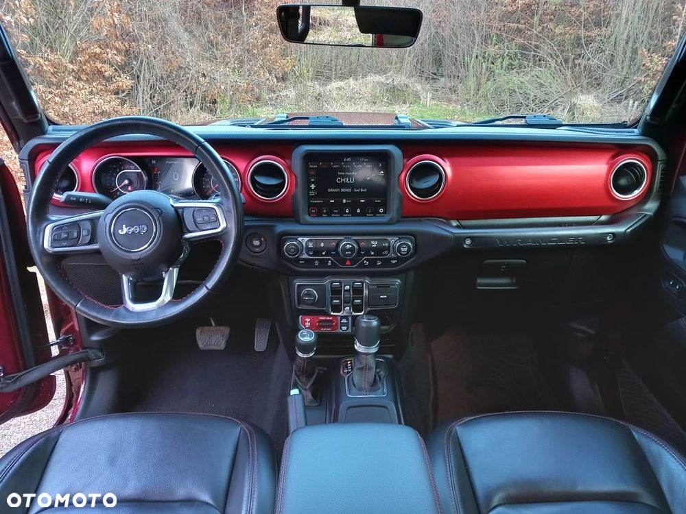 Jeep Wrangler - 11
