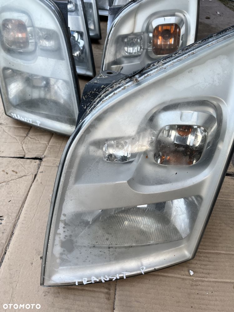 Lampa przód prawa, lewa anglik Ford Transit 06-12r. - 1