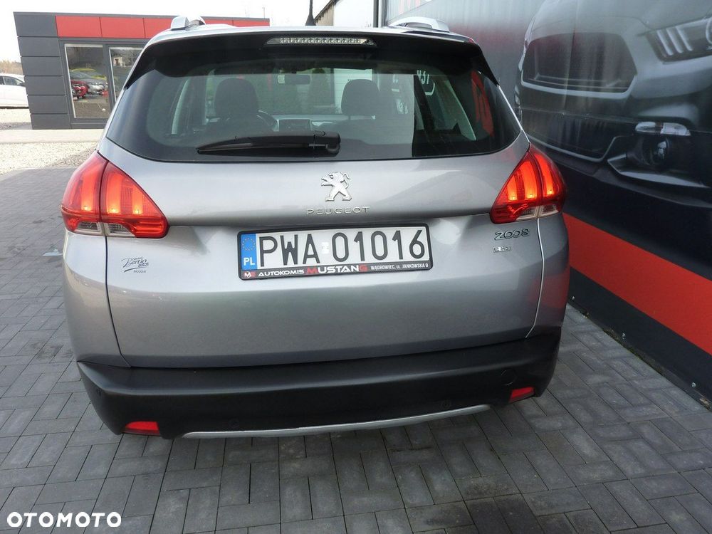 Peugeot 2008 - 5