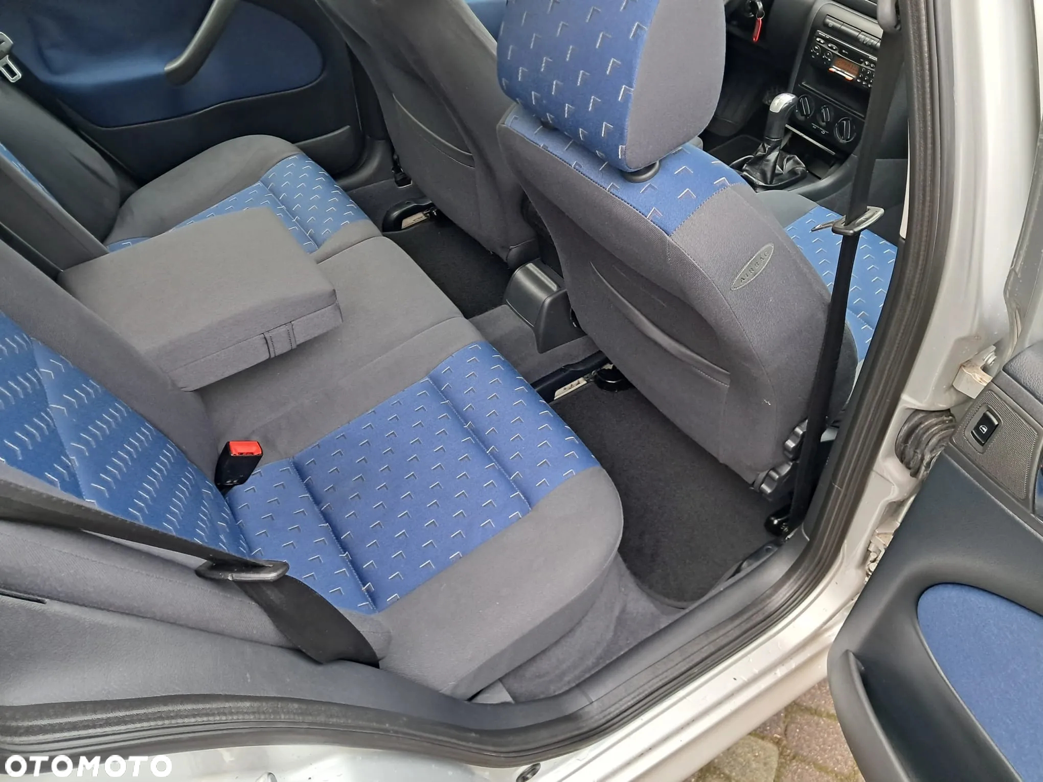 Skoda Octavia 2.0 Combi Ambiente 4x4 - 17