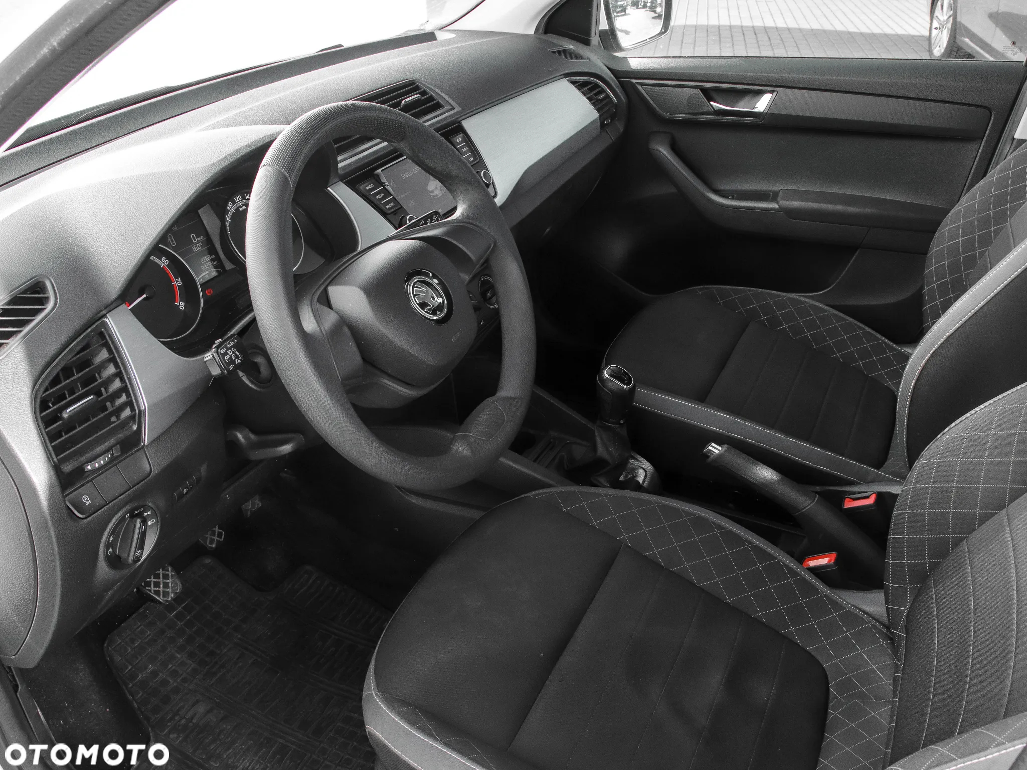 Skoda Fabia 1.0 TSI Ambition - 10
