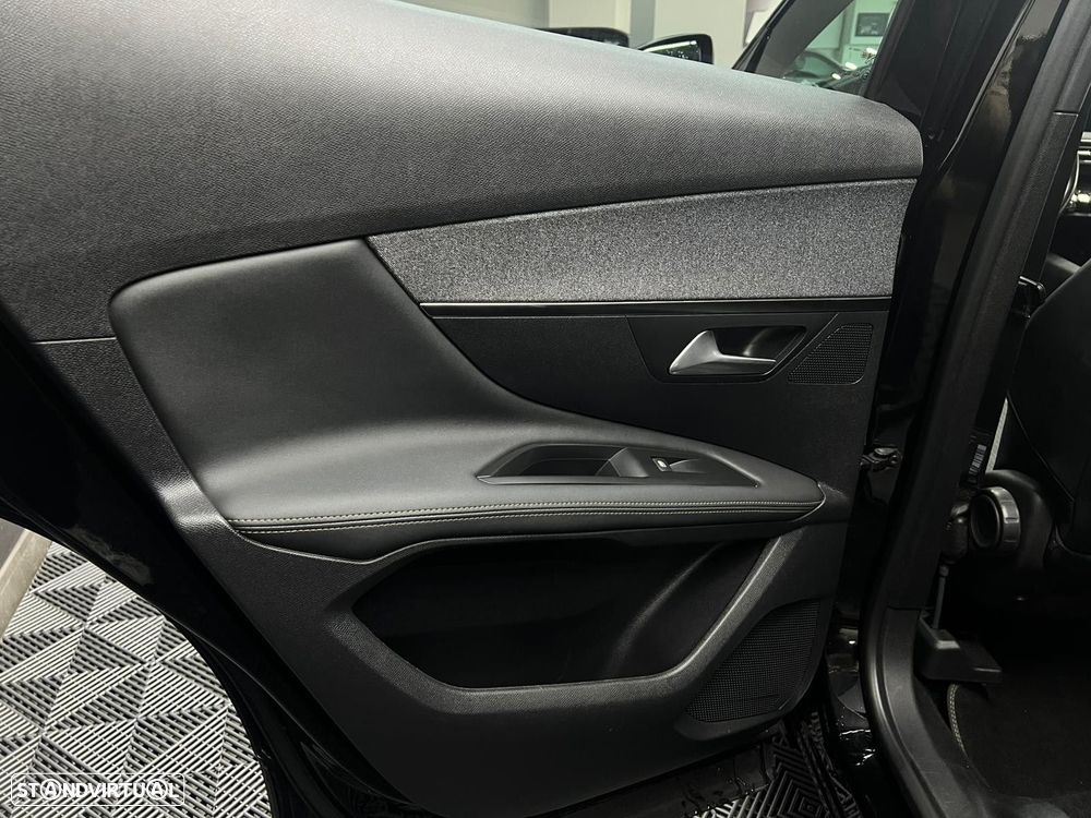 Peugeot 3008 1.5 BlueHDi GT Line - 38