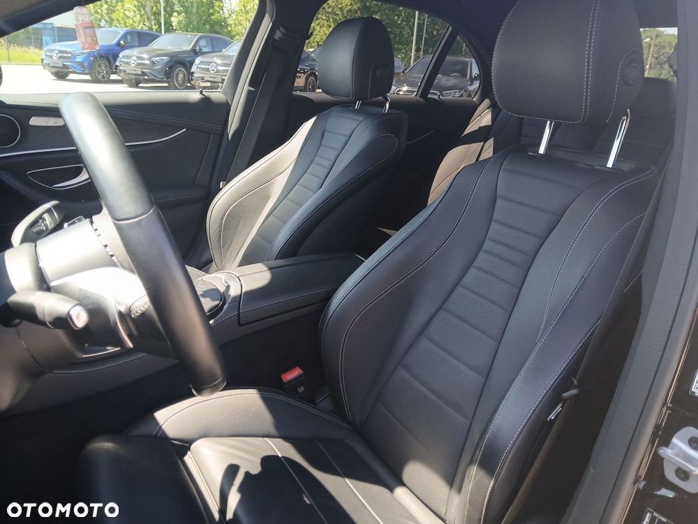Mercedes-Benz Klasa E 300 de Avantgarde - 20