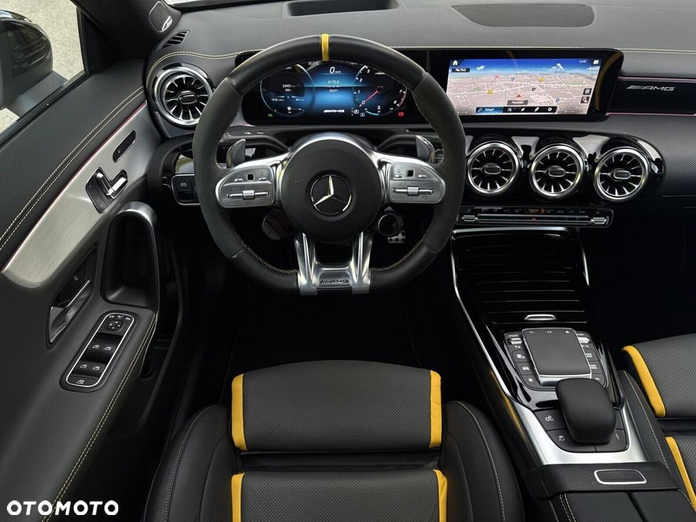 Mercedes-Benz CLA - 25