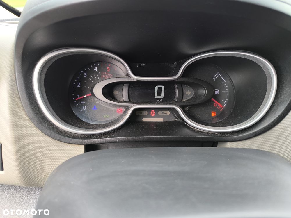 Nissan NV300 - 7