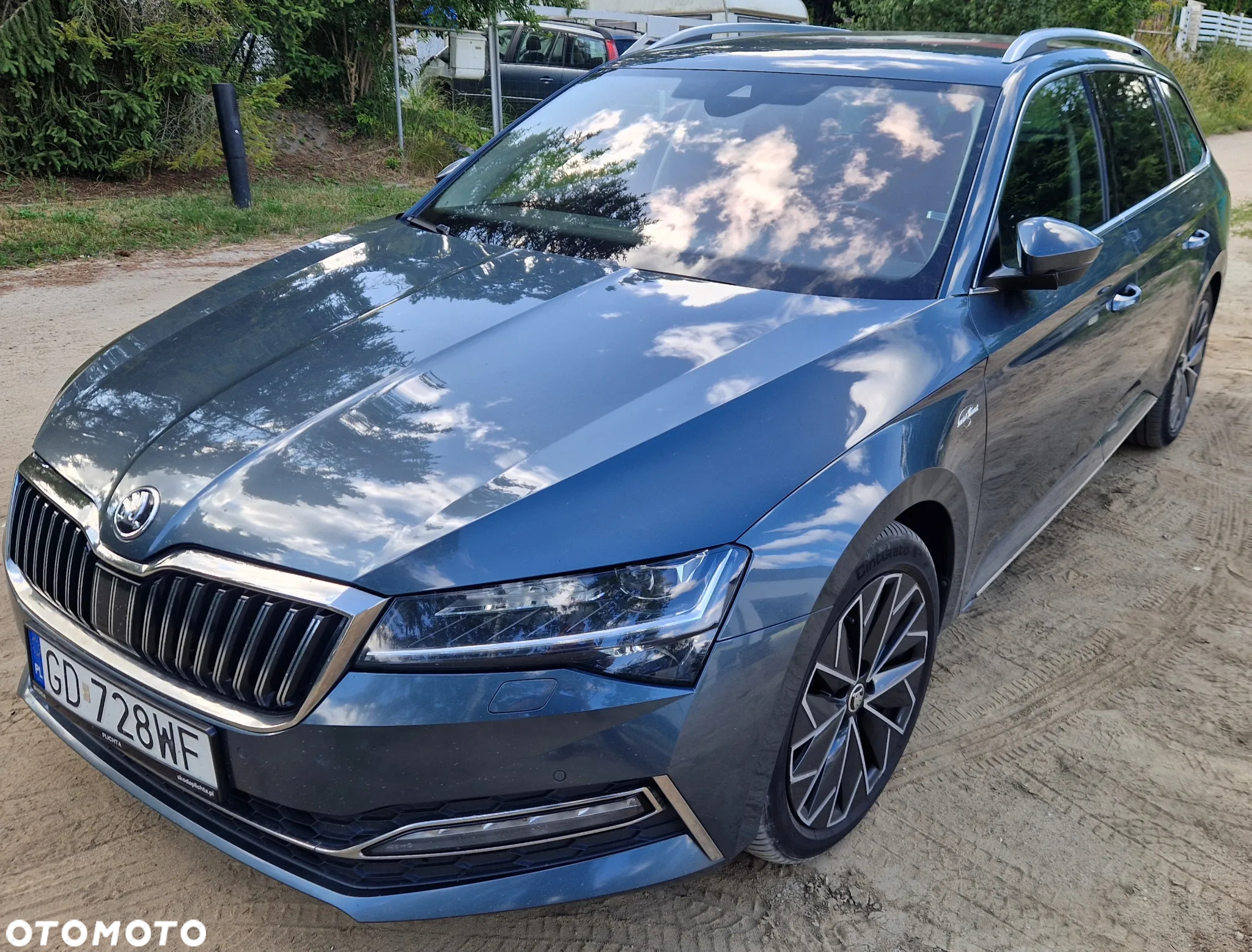 Skoda Superb 2.0 TDI 4x4 L&K DSG - 2