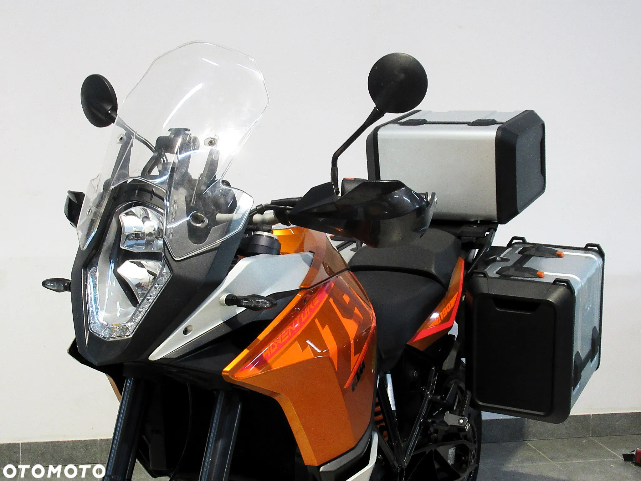 KTM Adventure - 8