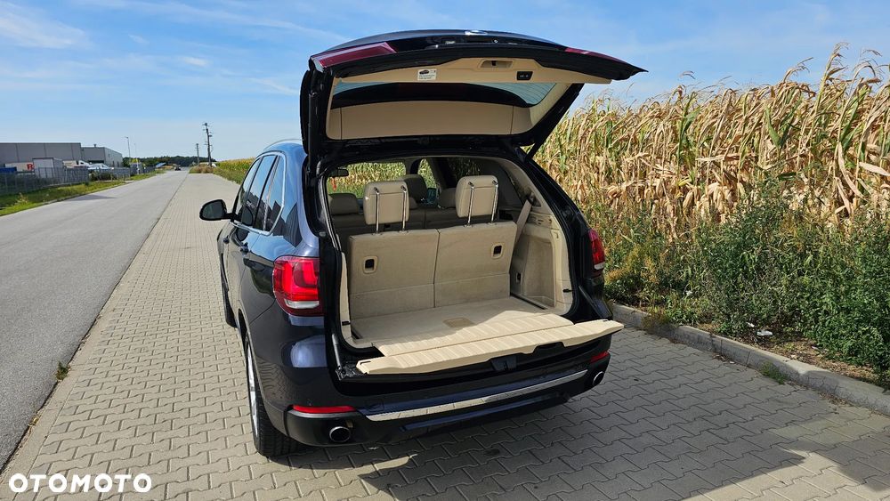BMW X5 xDrive35i - 14