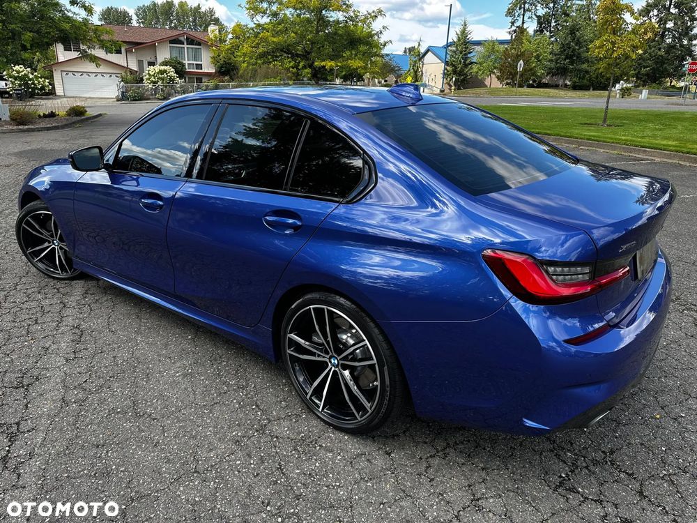 BMW Seria 3 330i M Sport - 6