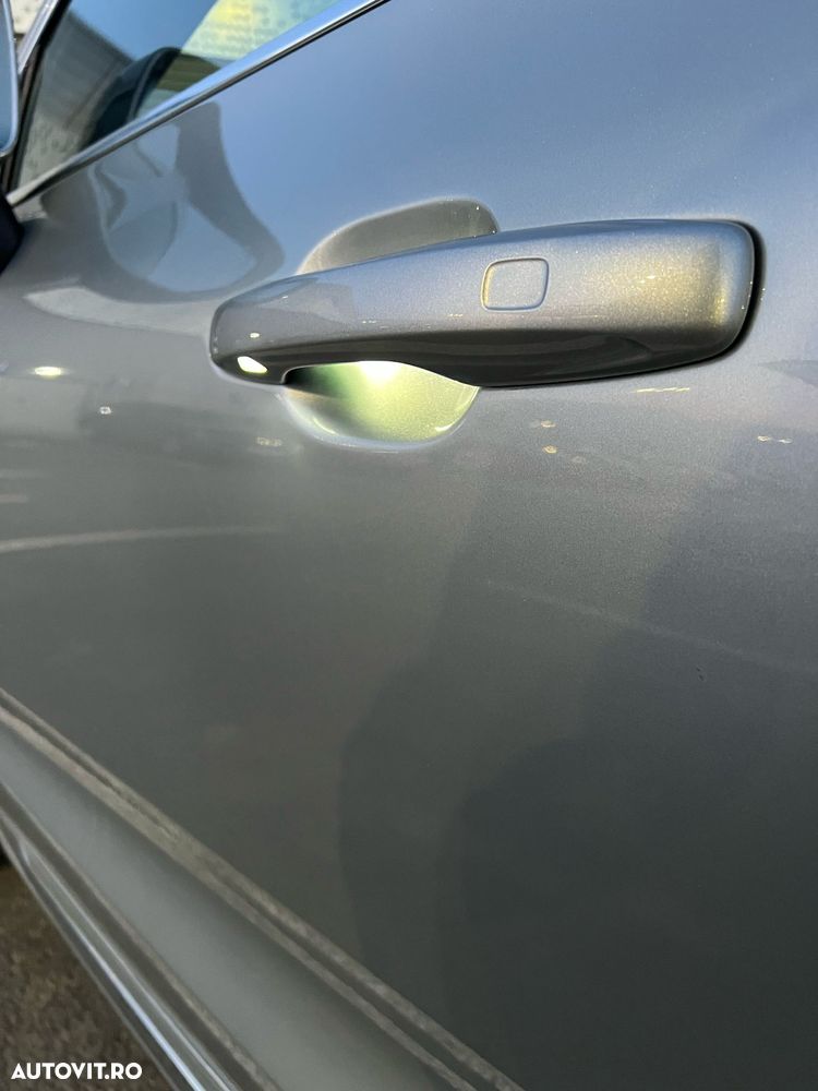 Volvo XC 60 T8 AWD Recharge Geartronic Inscription - 11