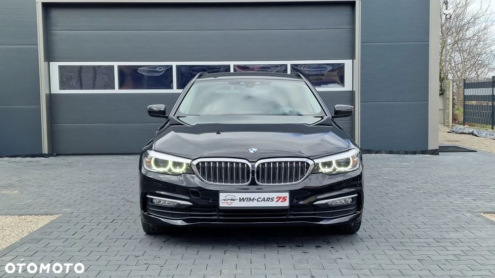 BMW Seria 5 530d Touring Sport Line - 4