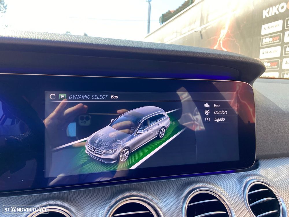 Mercedes-Benz E 220 d 9G-TRONIC Exclusive - 32